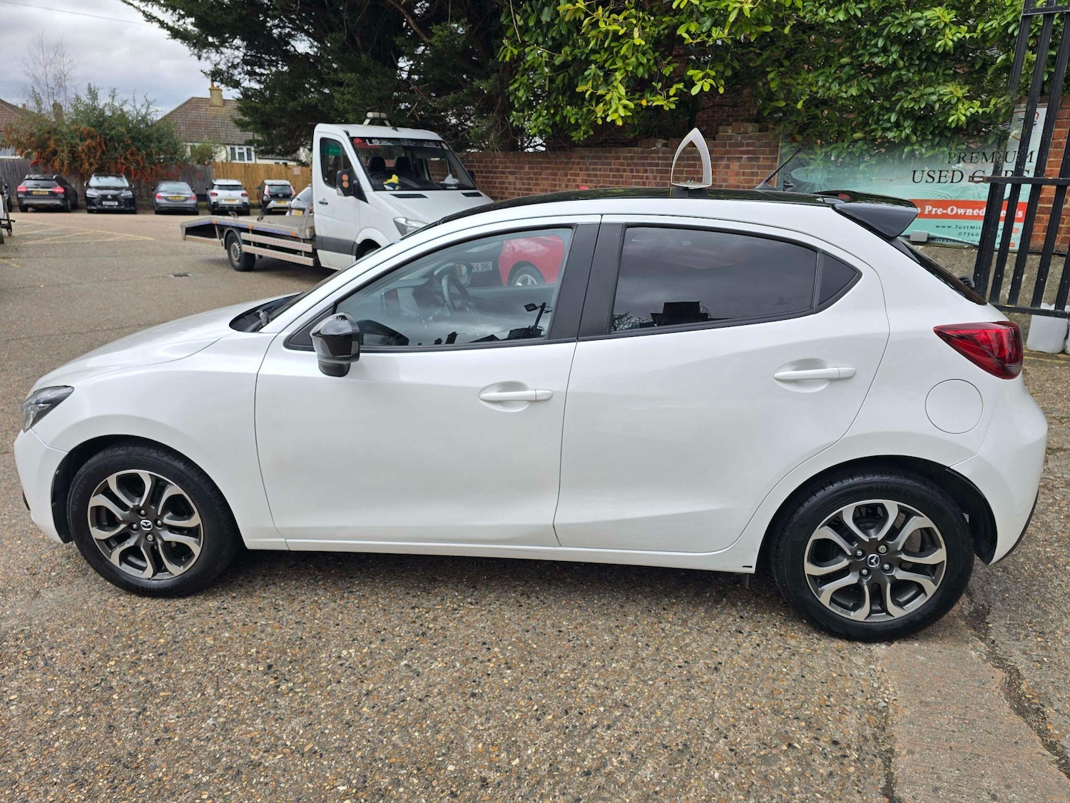 Used Mazda Mazda2 2015 for sale - 77682866: Photo 13