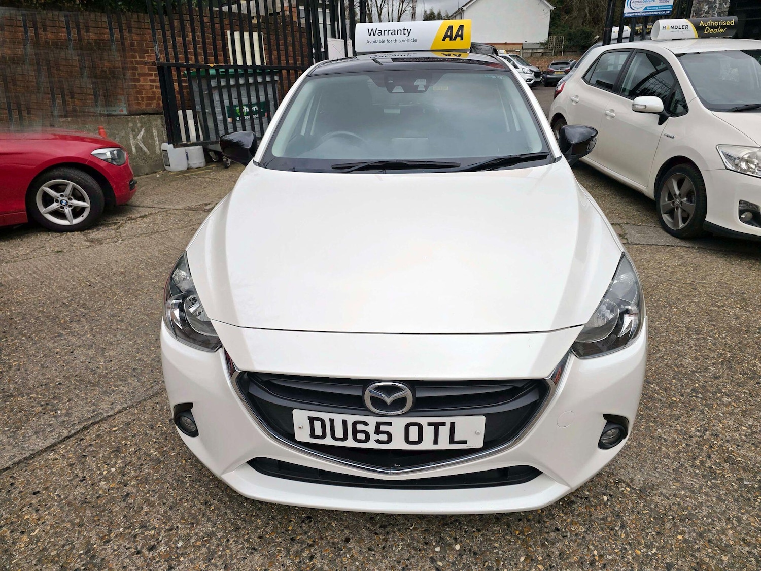 Used Mazda Mazda2 2015 for sale - 77682866: Photo 15