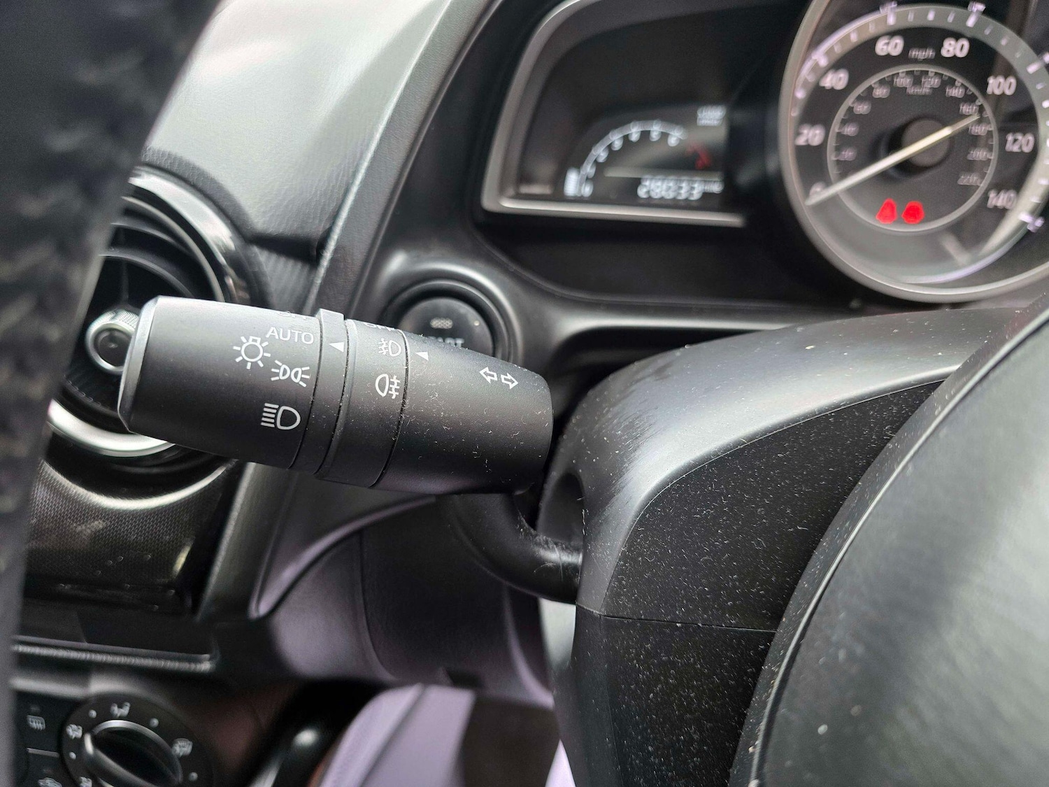 Used Mazda Mazda2 2015 for sale - 77682866: Photo 32