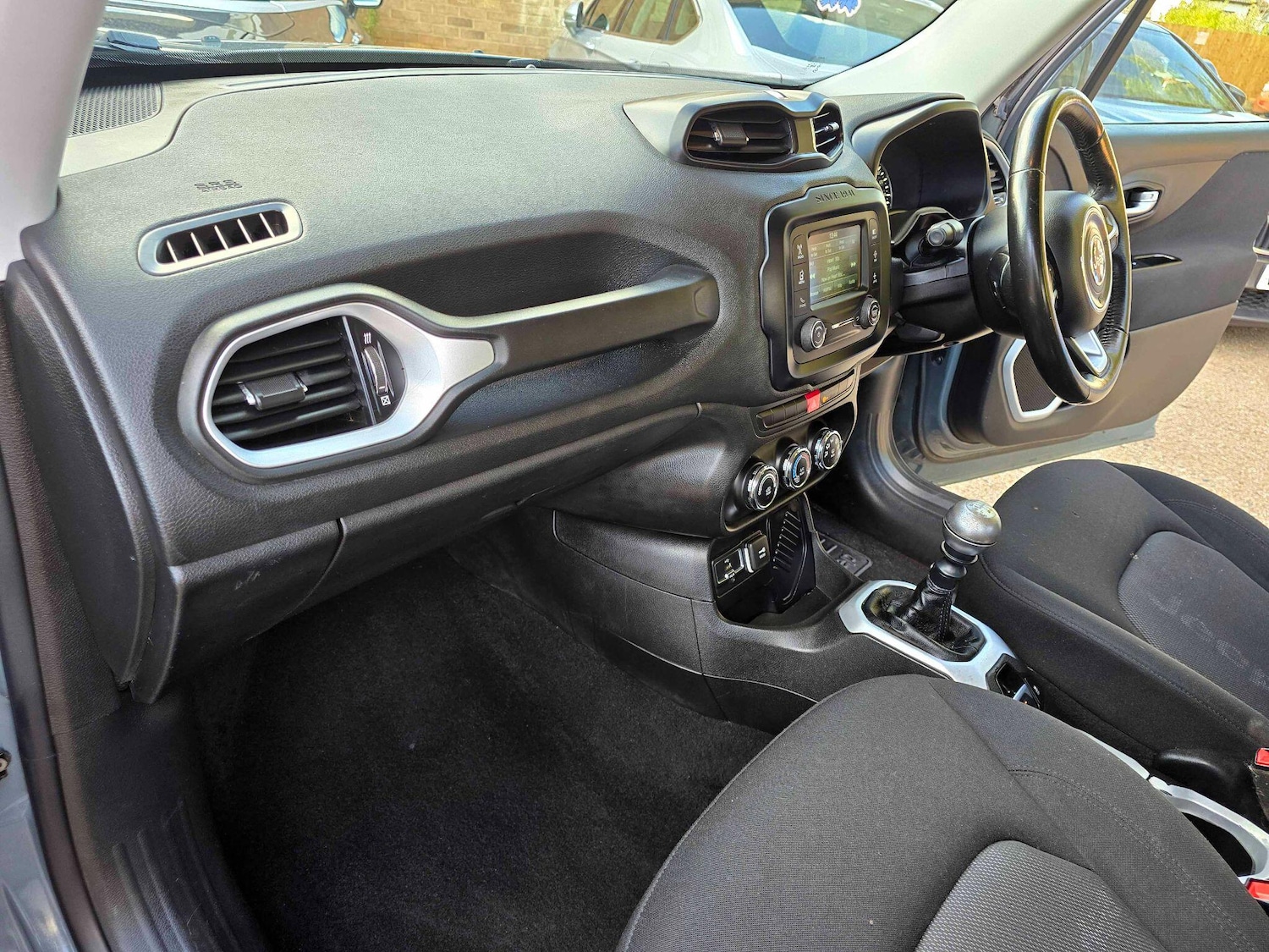 Used Jeep Renegade 2015 for sale - 76743328: Photo 18