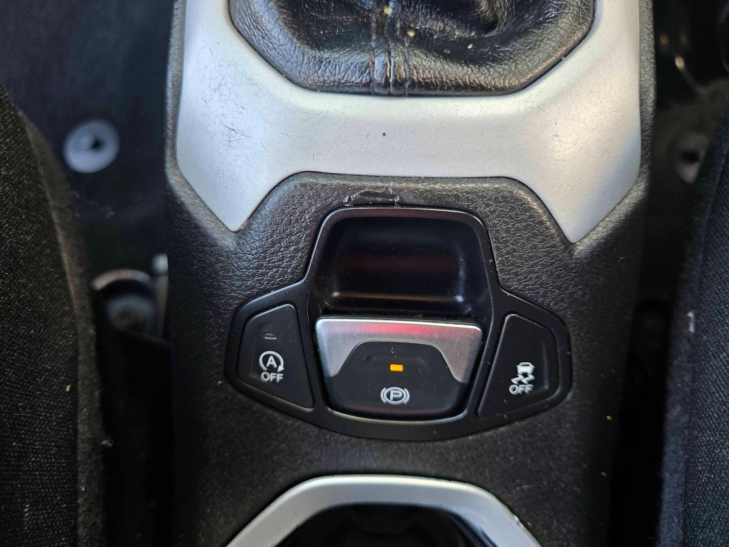 Used Jeep Renegade 2015 for sale - 76743328: Photo 27