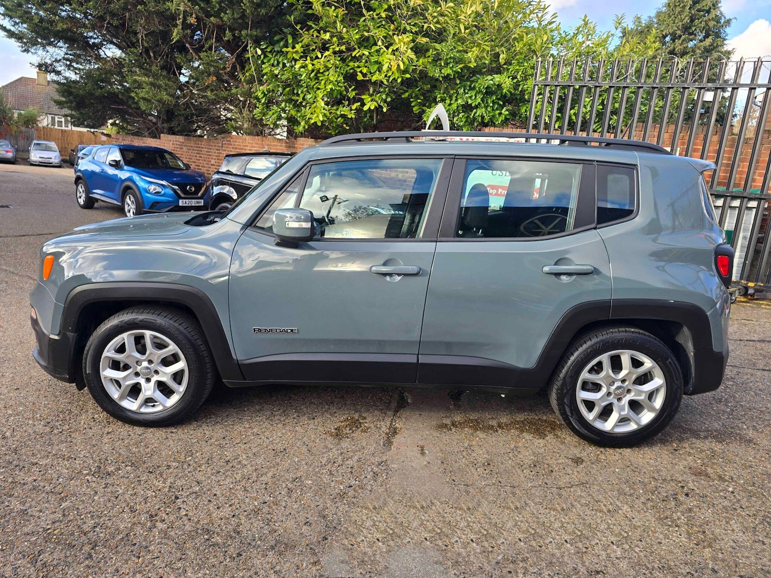 Used Jeep Renegade 2015 for sale - 76743328: Photo 5