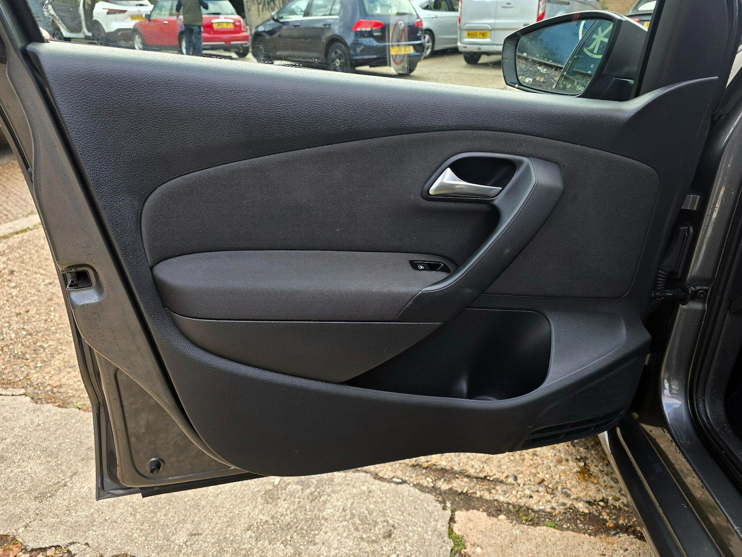 Used Volkswagen Polo for sale - 76378117: Photo 12