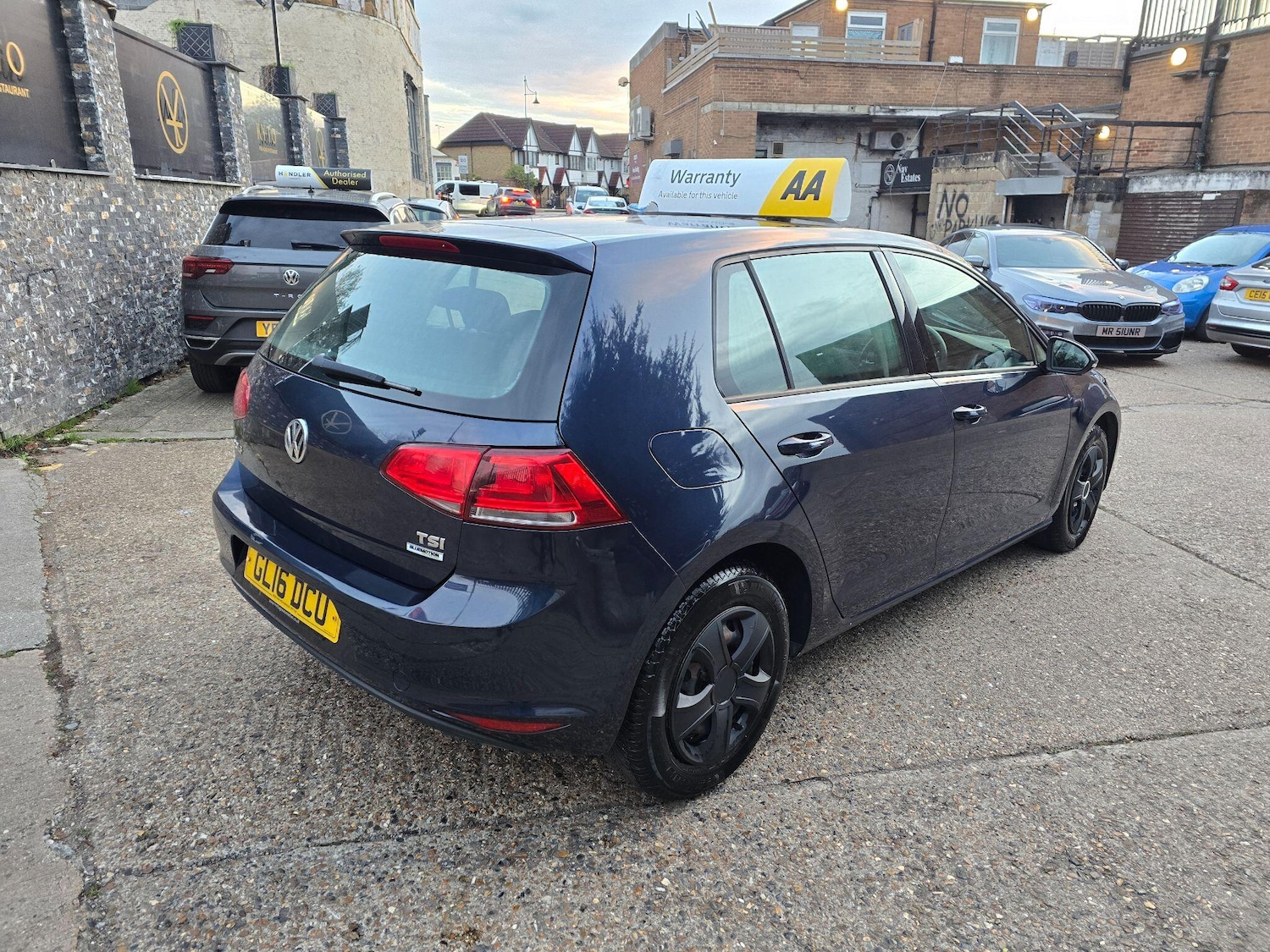 Used Volkswagen Golf 2016 for sale - 76619832: Photo 3