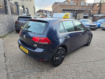 Used Volkswagen Golf 2016 for sale - 76619832: Photo