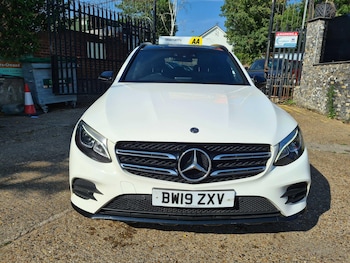 Used Mercedes-Benz GLC 2019 for sale - 79181105: Photo
