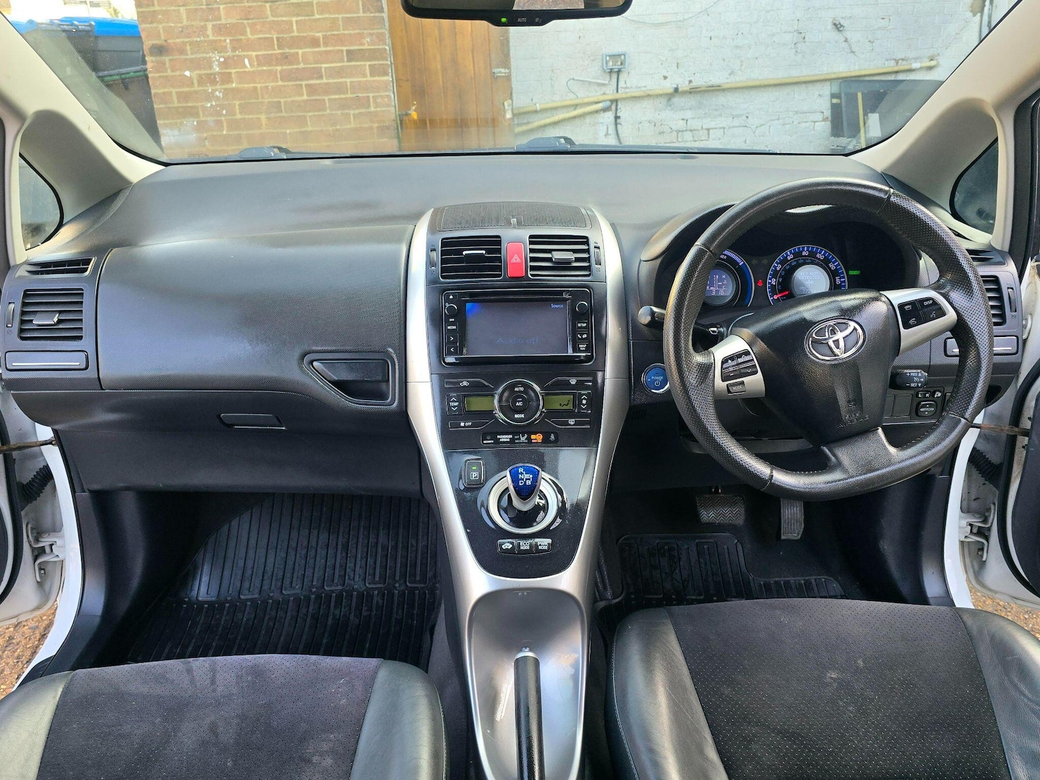 Used Toyota Auris 2012 for sale - 77808413: Photo 15