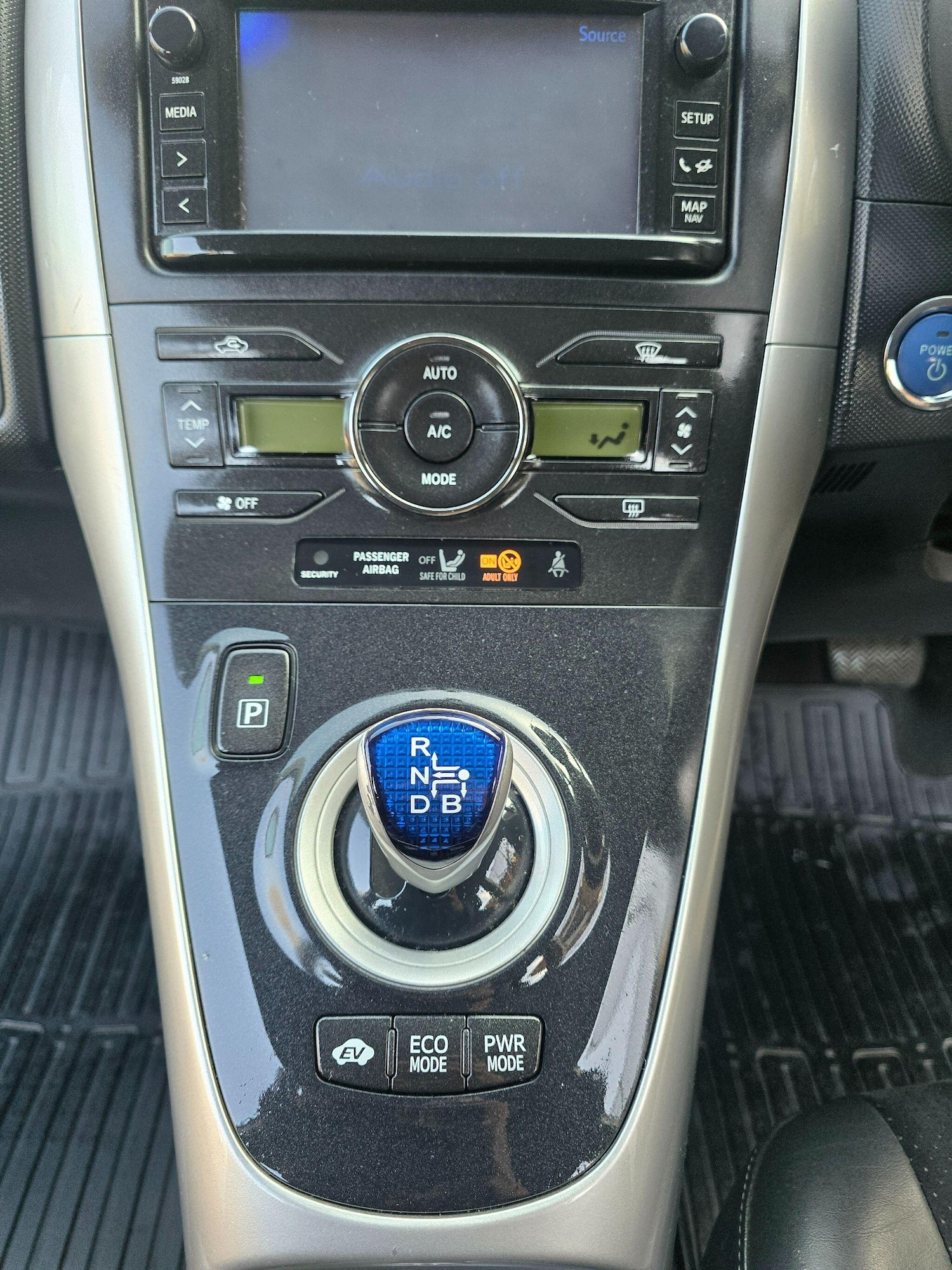 Used Toyota Auris 2012 for sale - 77808413: Photo 18