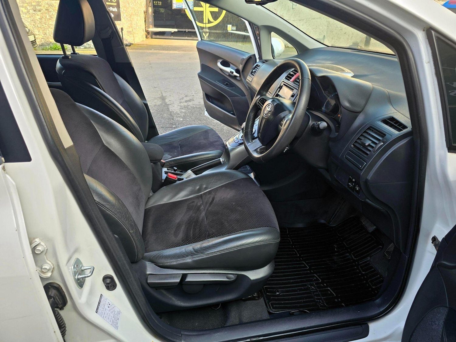 Used Toyota Auris 2012 for sale - 77808413: Photo 23