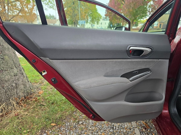 Used Honda Civic 2008 for sale - 76270240: Photo 12