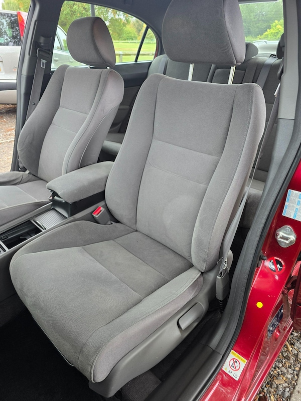 Used Honda Civic 2008 for sale - 76270240: Photo 25