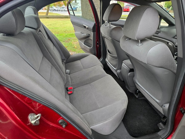 Used Honda Civic 2008 for sale - 76270240: Photo 30