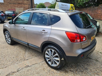 Used Nissan Qashqai 2010 for sale - 79049285: Photo