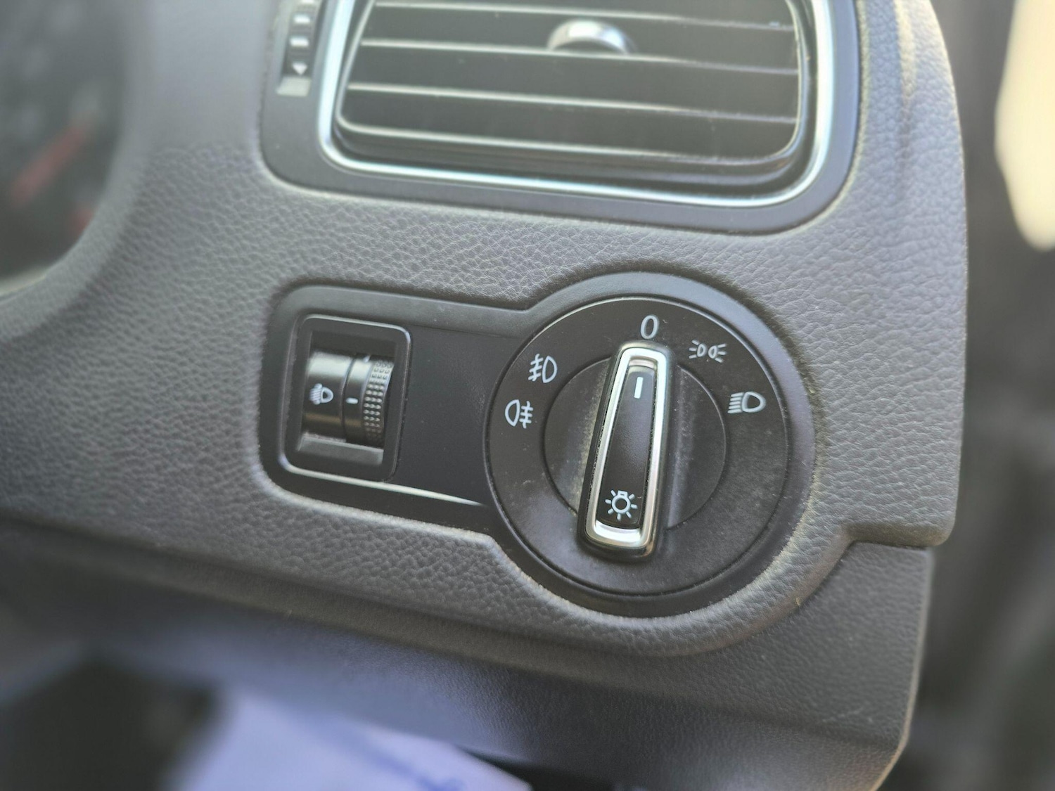 Used Volkswagen Polo 2016 for sale - 76473549: Photo 14