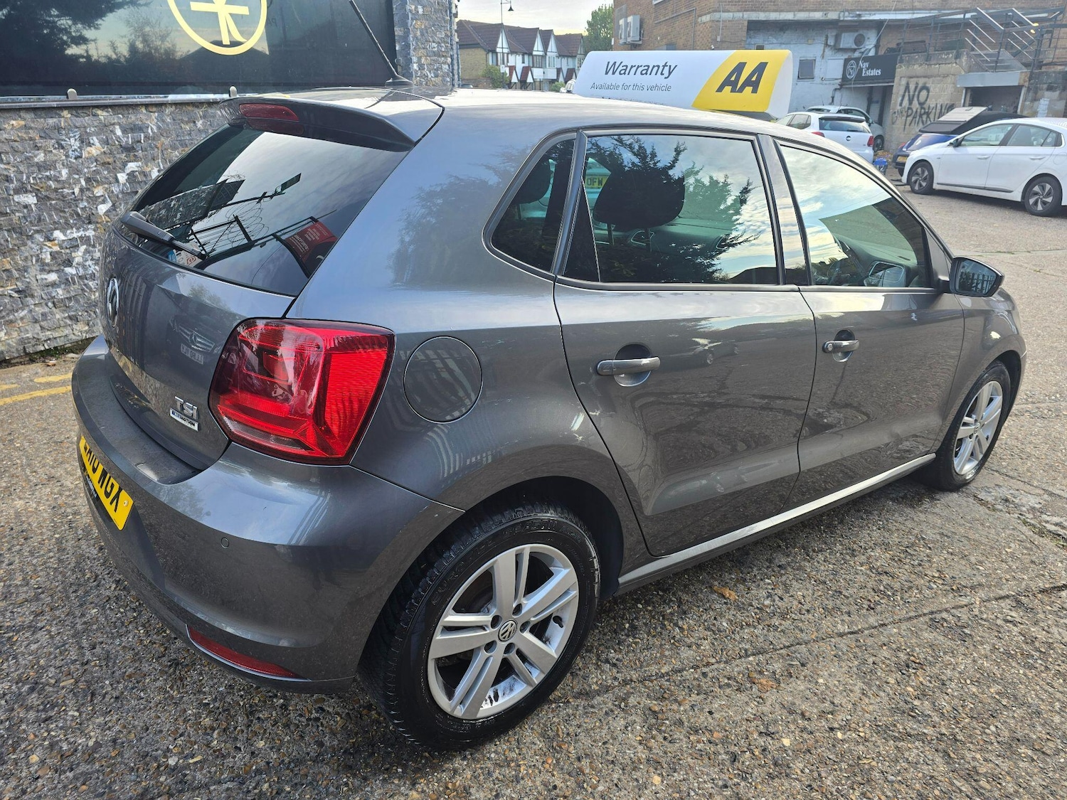 Used Volkswagen Polo 2016 for sale - 76473549: Photo 6