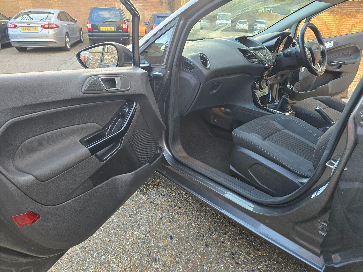 Used Ford Fiesta 2015 for sale - 77838910: Photo 24