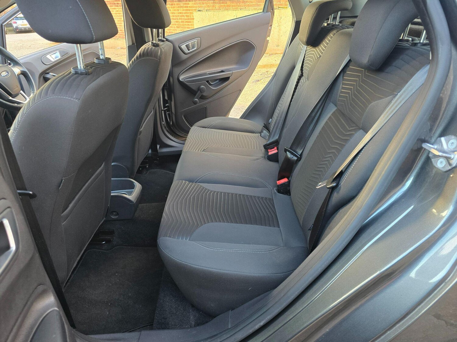 Used Ford Fiesta 2015 for sale - 77838910: Photo 25