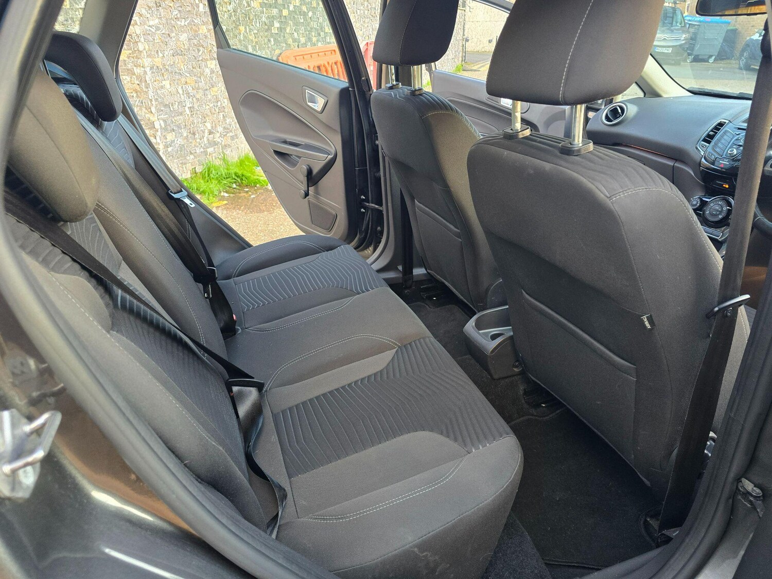 Used Ford Fiesta 2015 for sale - 77838910: Photo 27