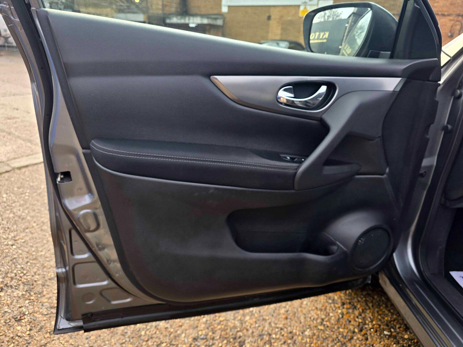 Used Nissan Qashqai 2017 for sale - 76839449: Photo 24