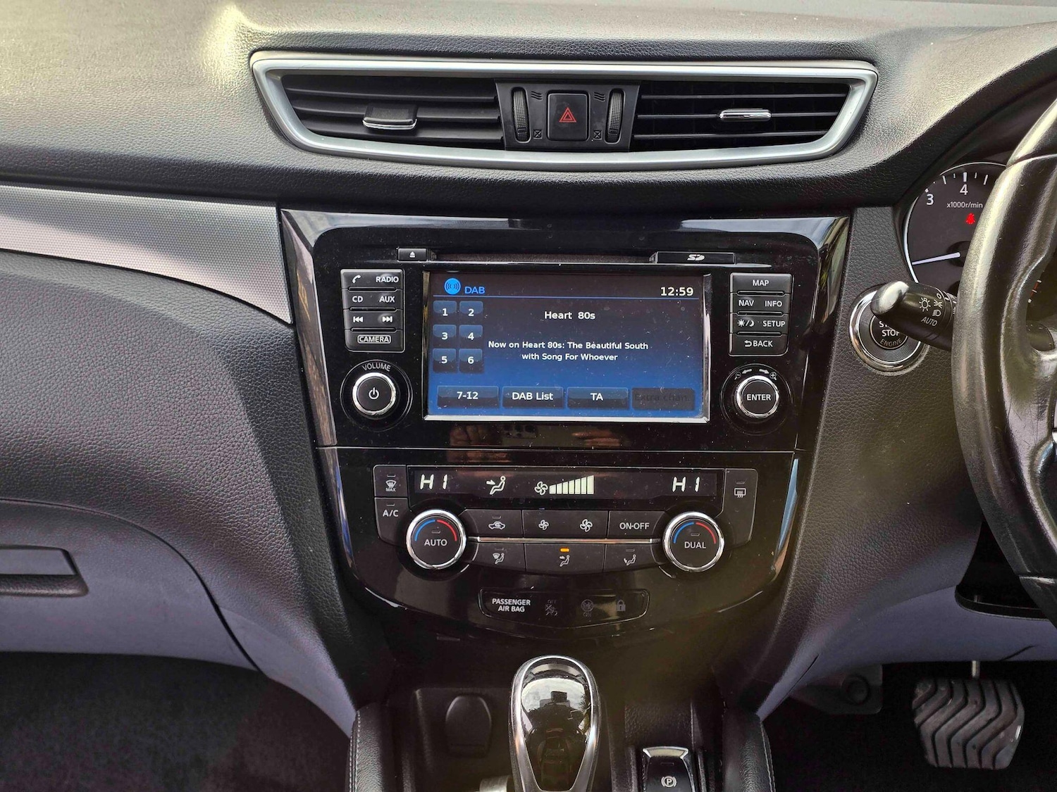 Used Nissan Qashqai 2017 for sale - 76839449: Photo 32