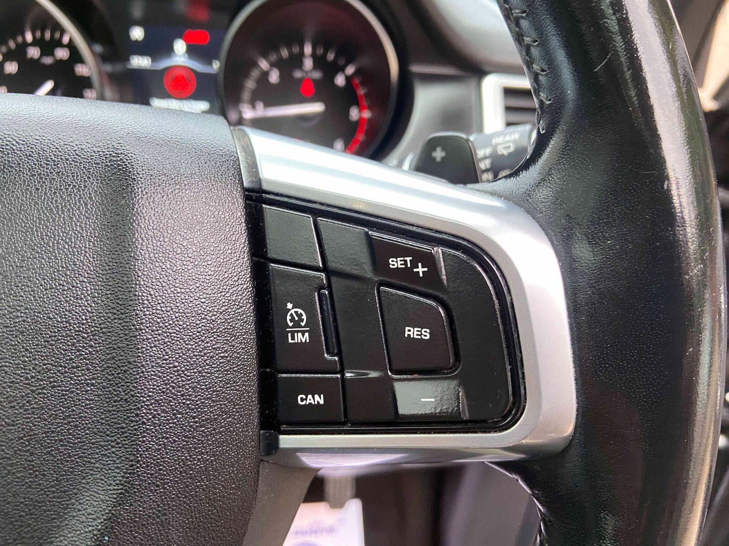 Used Land Rover Discovery Sport 2018 for sale - 76175667: Photo 14