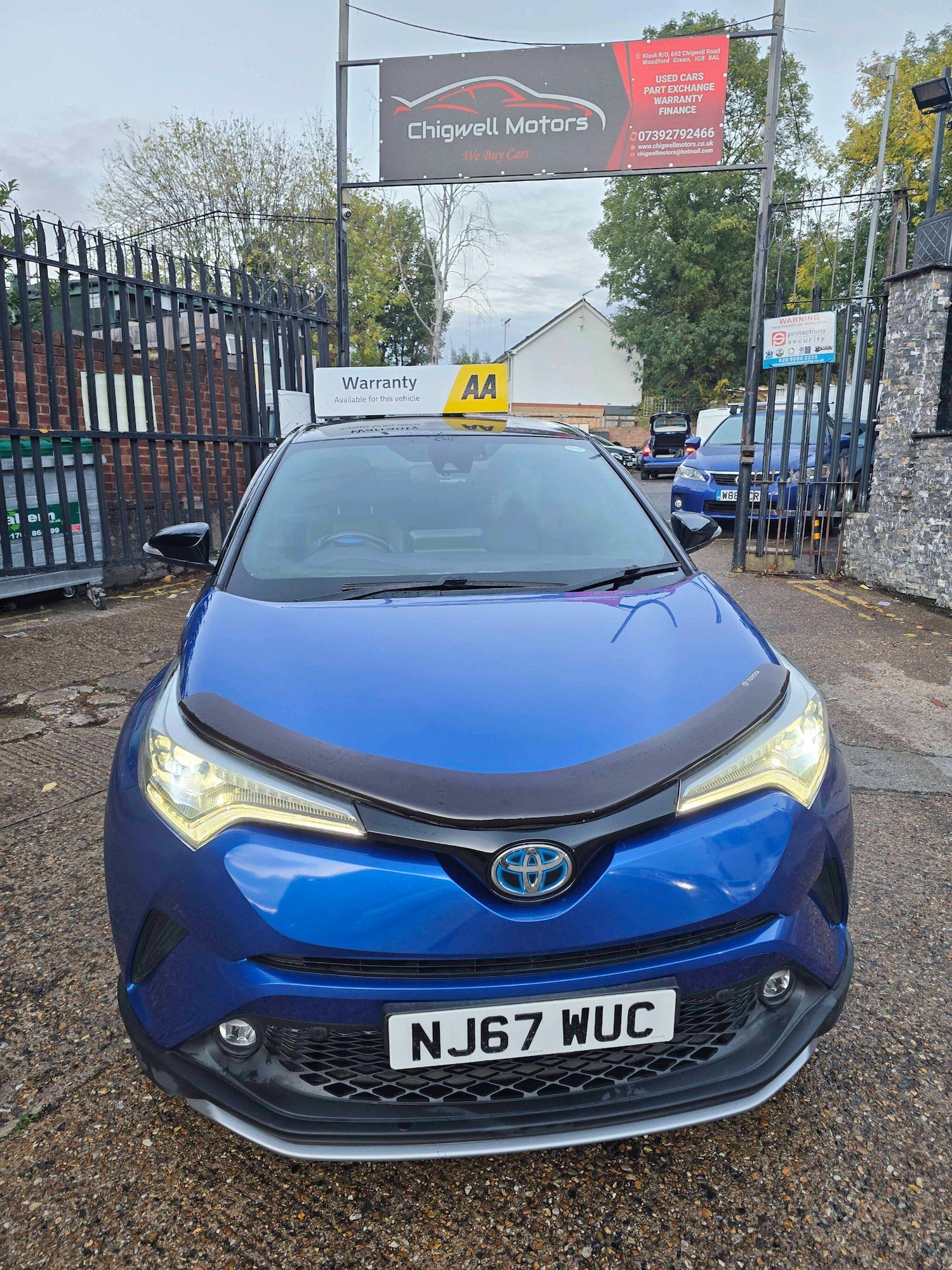Used Toyota C-HR 2017 for sale - 77120891: Photo 2