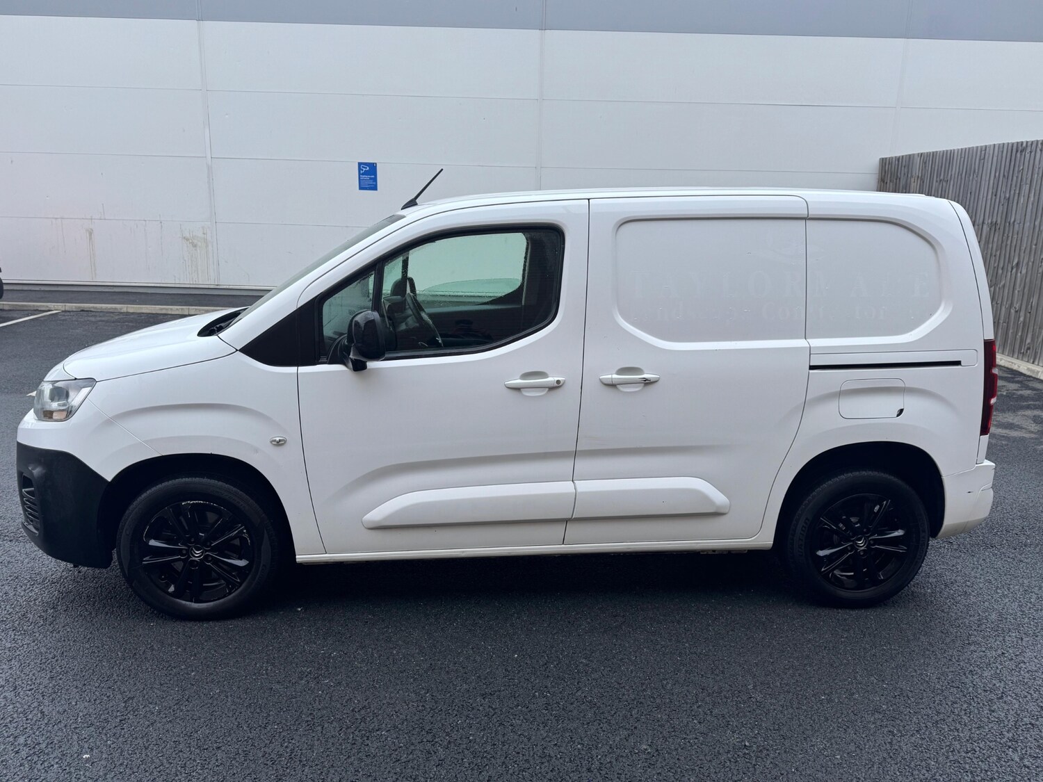 Used Citroen Berlingo 2021 for sale - 77400184: Photo 6