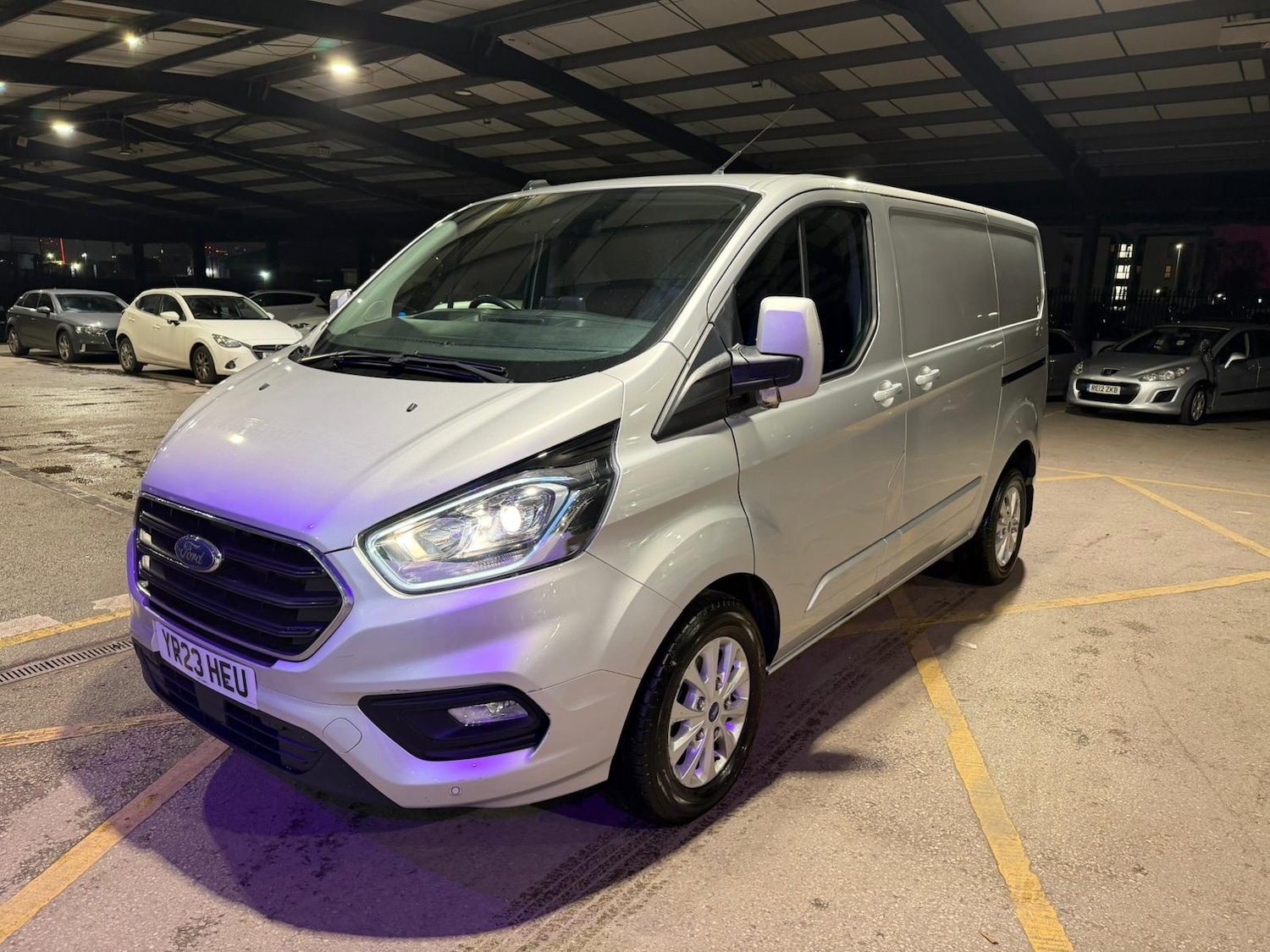 Used Ford Transit Custom 2023 for sale - 77335791: Photo 2