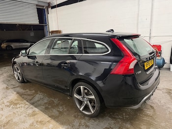 Used Volvo V60 2011 for sale - 77129835: Photo