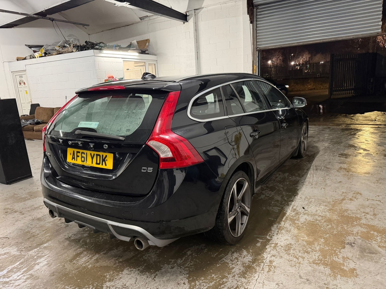 Used Volvo V60 2011 for sale - 77129835: Photo 7