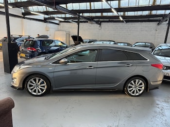 Used Hyundai i40 2013 for sale - 76521239: Photo