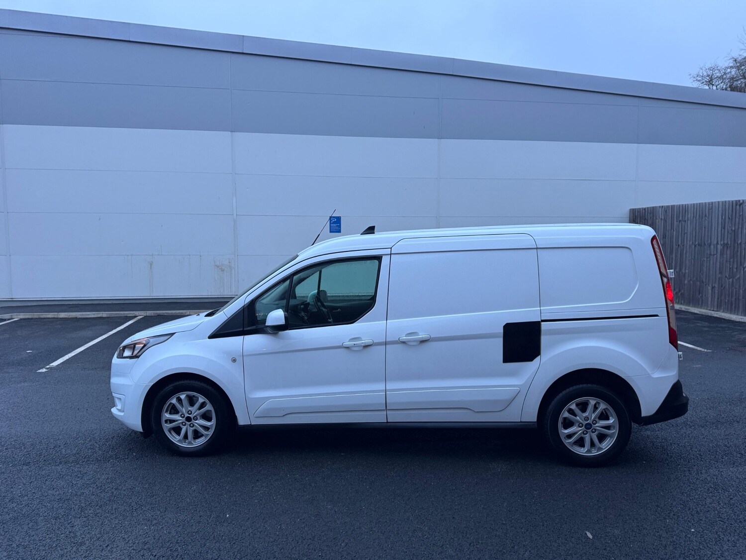 Used Ford Transit Connect 2023 for sale - 78043168: Photo 4