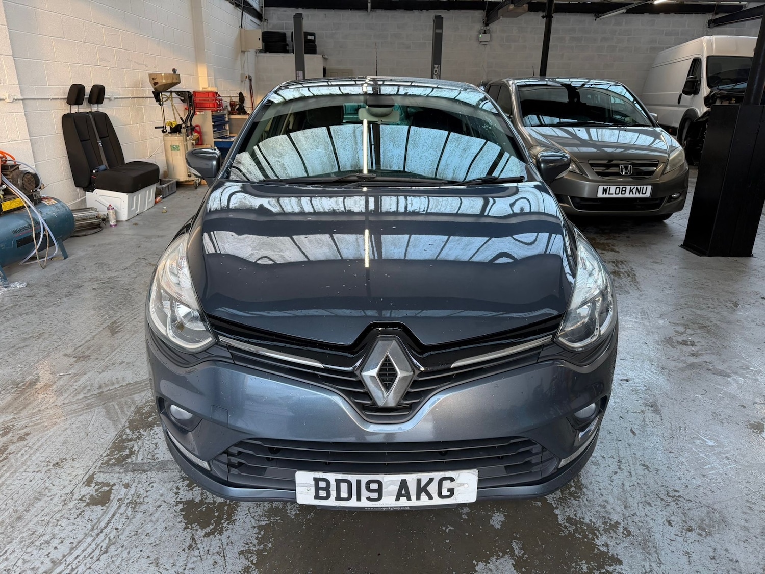 Used Renault Clio 2019 for sale - 77041031: Photo 3