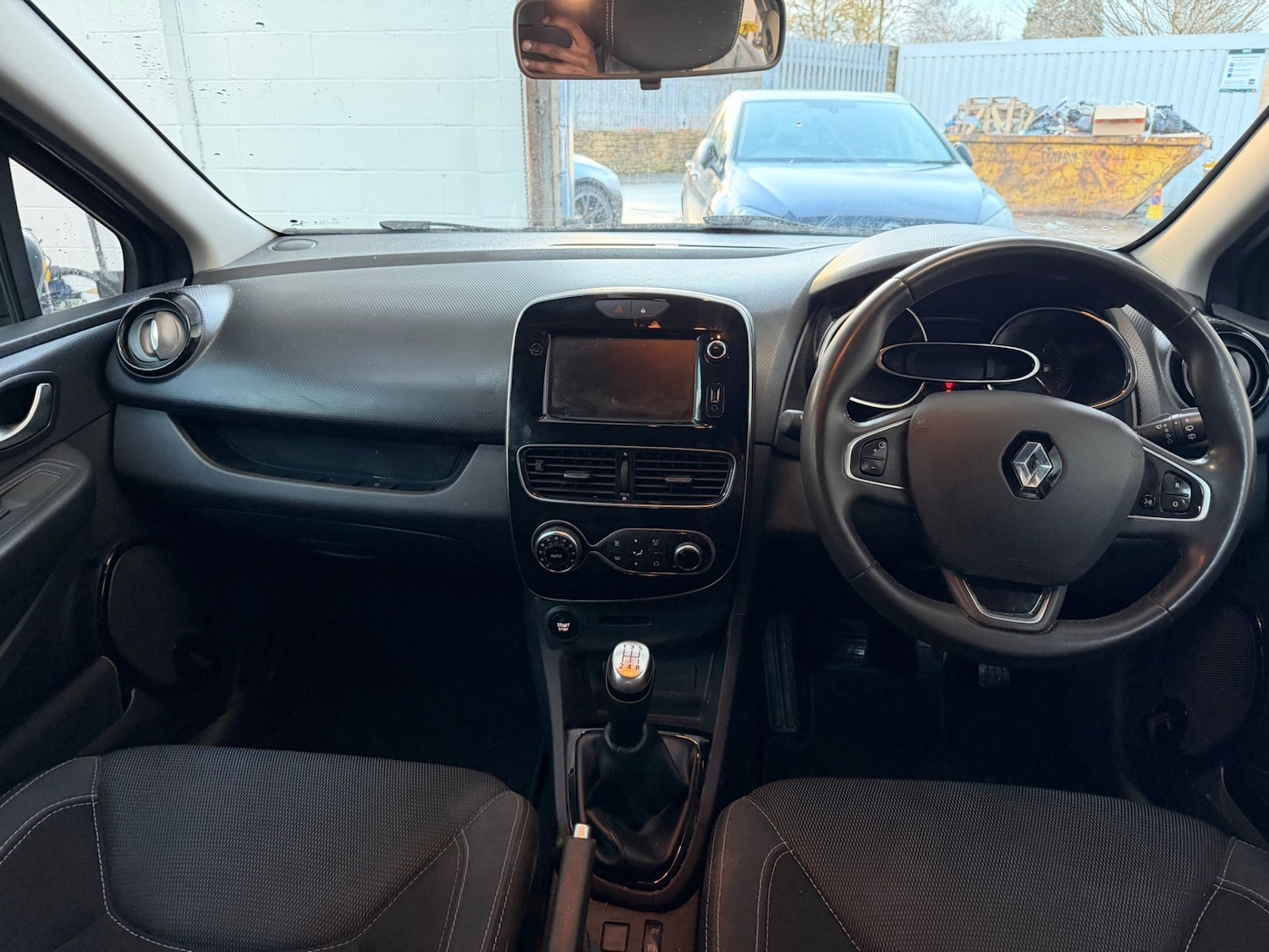 Used Renault Clio 2019 for sale - 77041031: Photo 9