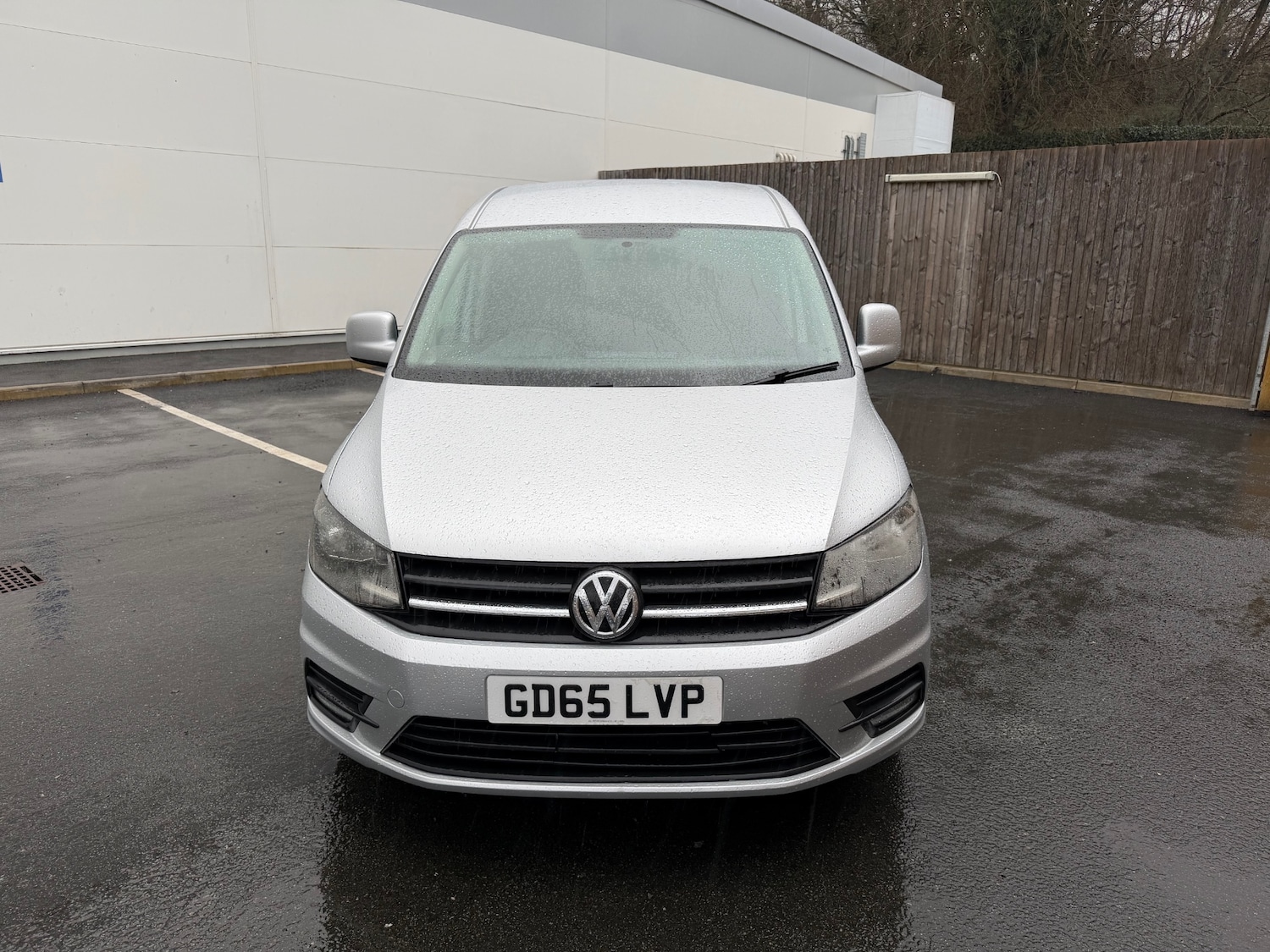 Used Volkswagen Caddy Maxi 2015 for sale - 77940827: Photo 2