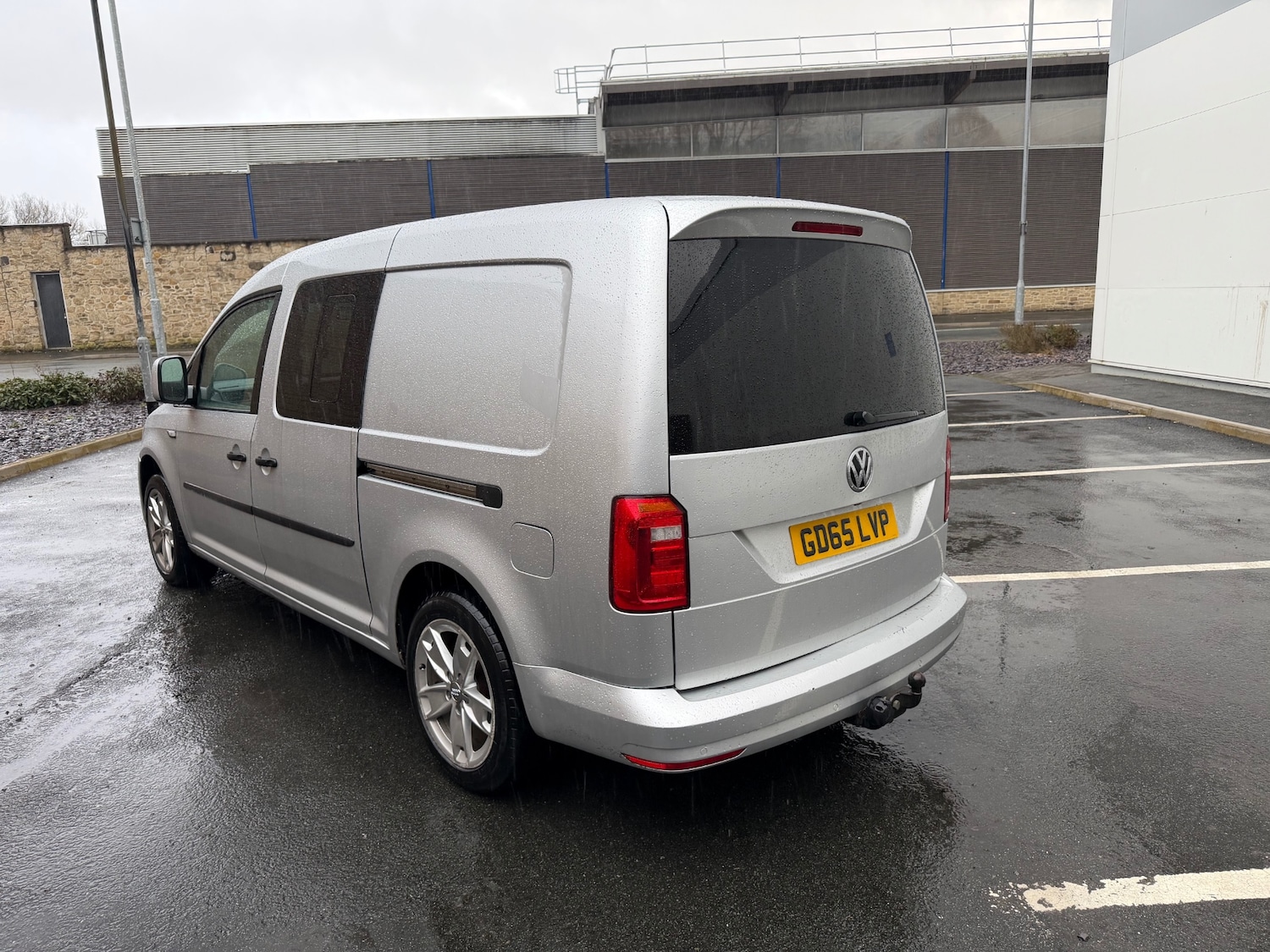 Used Volkswagen Caddy Maxi 2015 for sale - 77940827: Photo 5