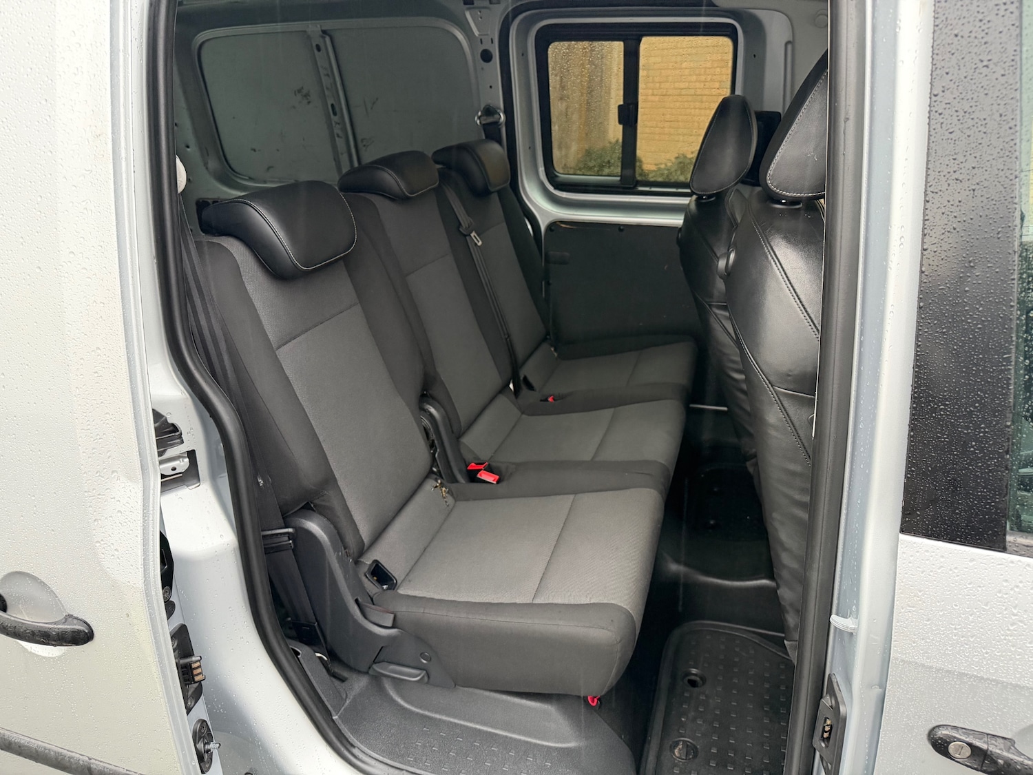 Used Volkswagen Caddy Maxi 2015 for sale - 77940827: Photo 9