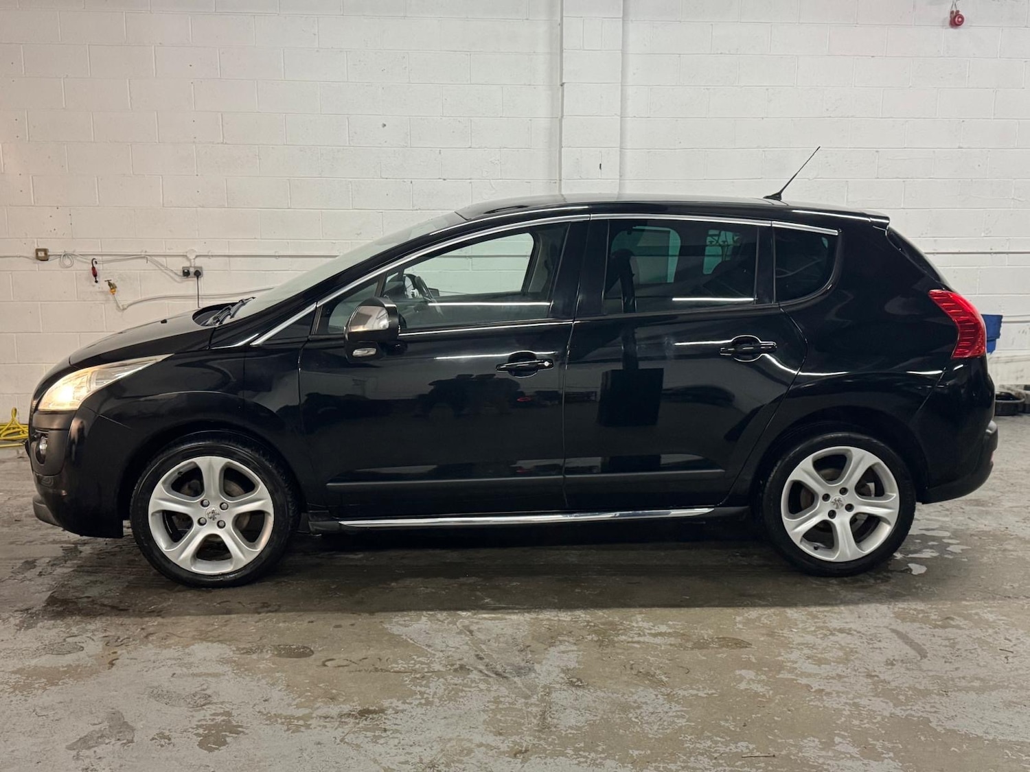 Used Peugeot 3008 2012 for sale - 77141013: Photo 2