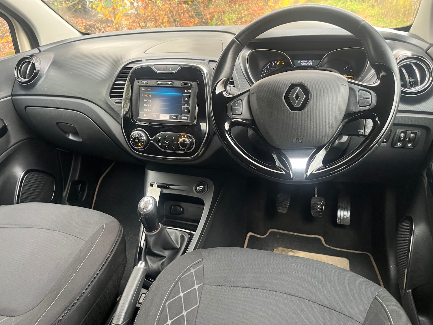 Used Renault Captur 2013 for sale - 76625635: Photo 5