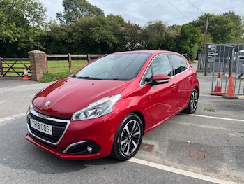 Used Peugeot 208 2019 for sale - 76036503: Photo