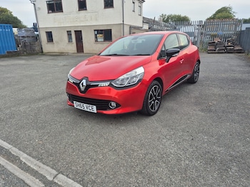 Used Renault Clio 2015 for sale - 76037111: Photo