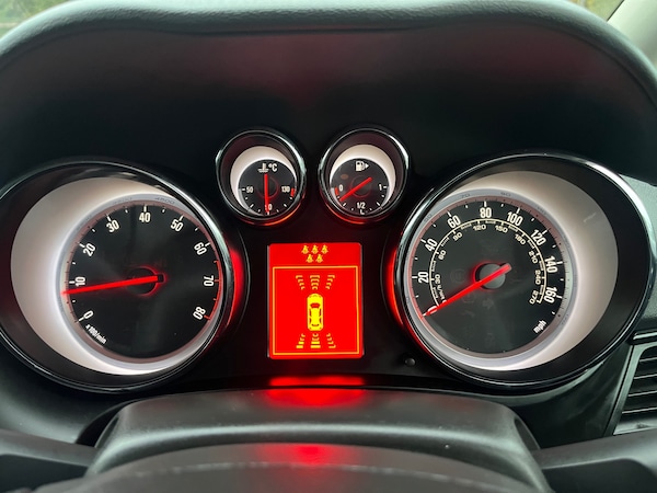 Used Vauxhall Zafira 2015 for sale - 76319785: Photo 17