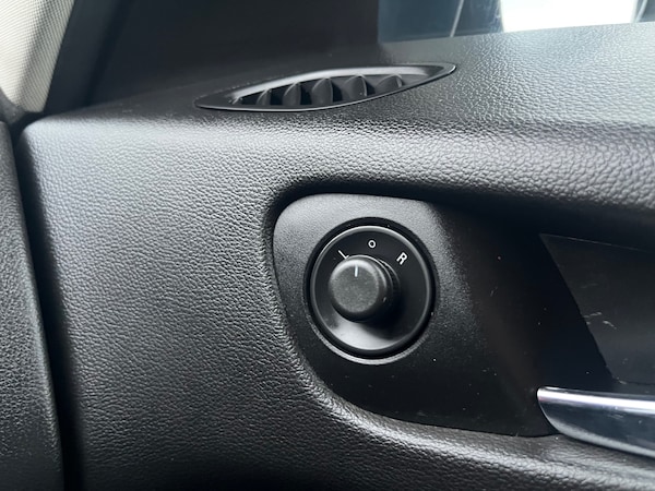 Used Vauxhall Zafira 2015 for sale - 76319785: Photo 18