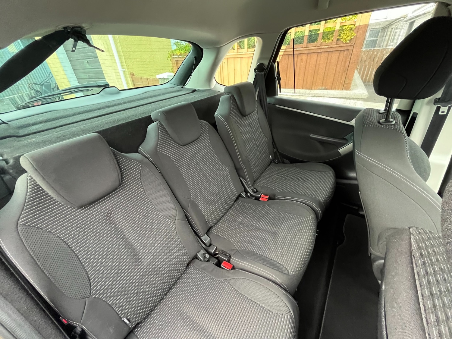 Used Citroen C4 Picasso 2012 for sale - 76383293: Photo 8