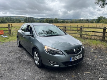 Vauxhall - Astra