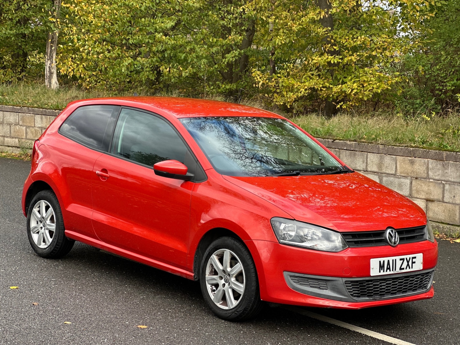 Used Volkswagen Polo 2011 for sale - 76375009: Photo 2