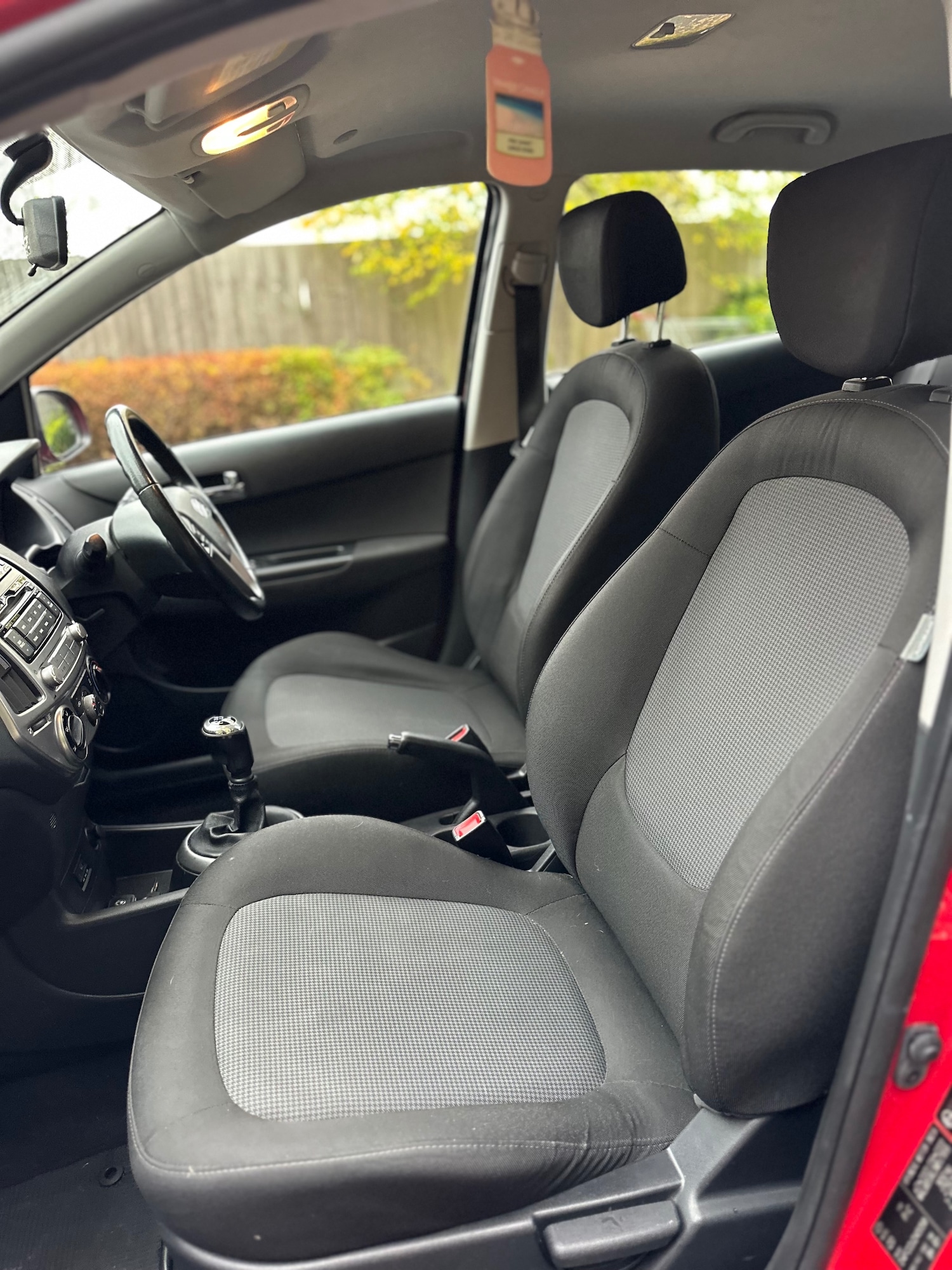 Used Hyundai i20 2013 for sale - 76257716: Photo 10