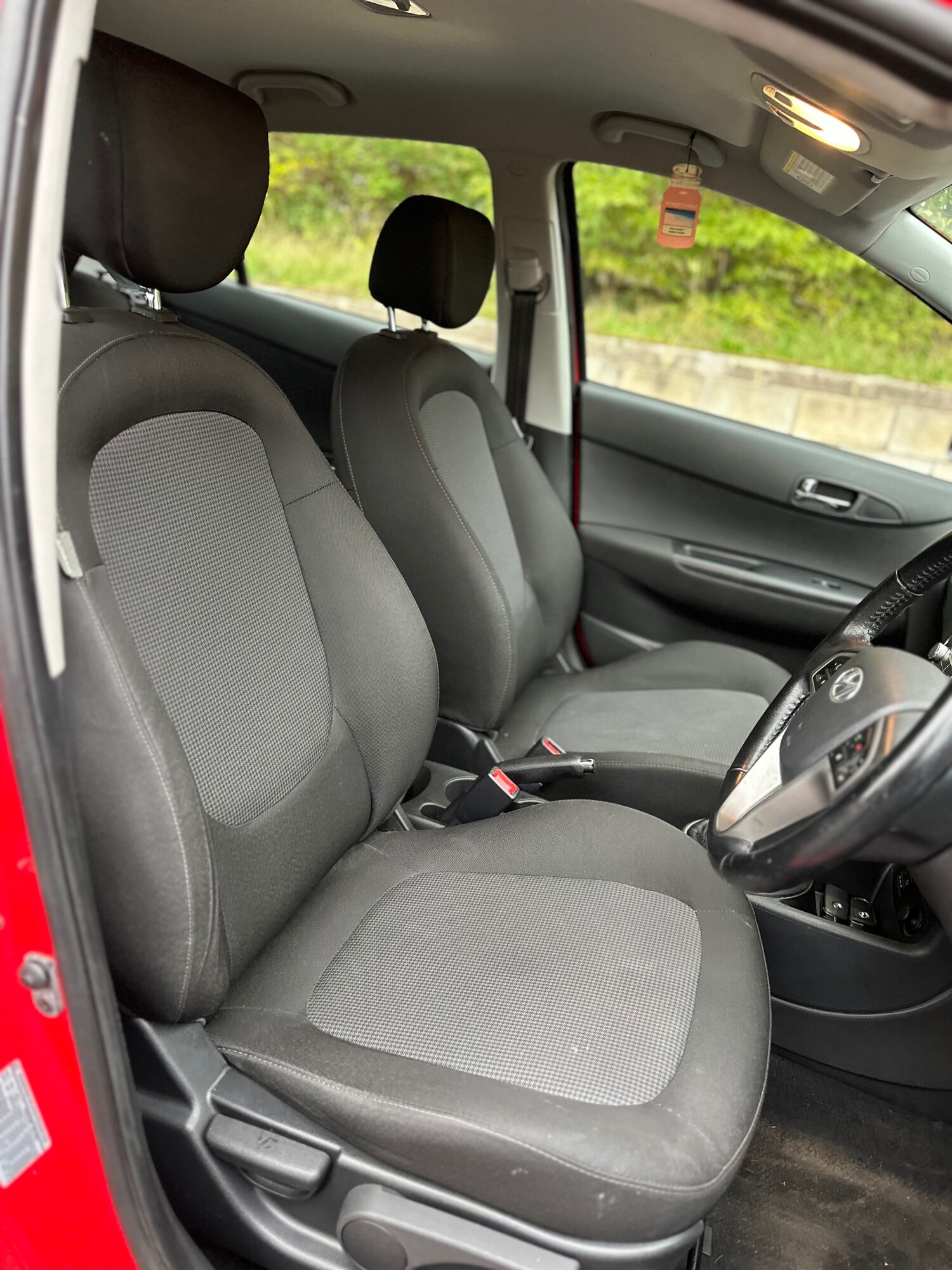Used Hyundai i20 2013 for sale - 76257716: Photo 14