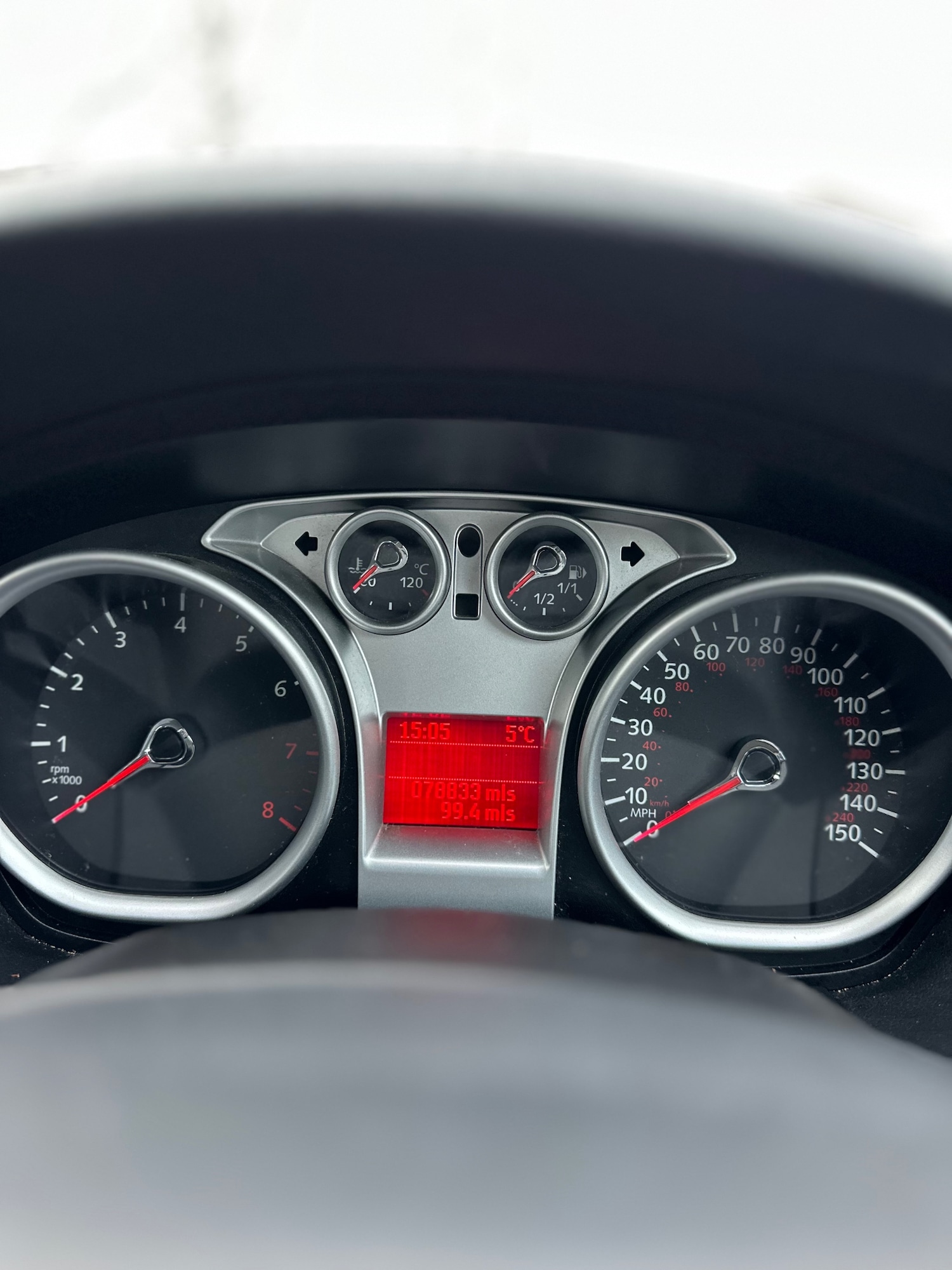 Used Ford Focus 2010 for sale - 77327186: Photo 18