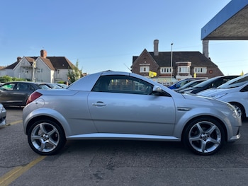 Used Vauxhall Tigra 2008 for sale - 79017306: Photo